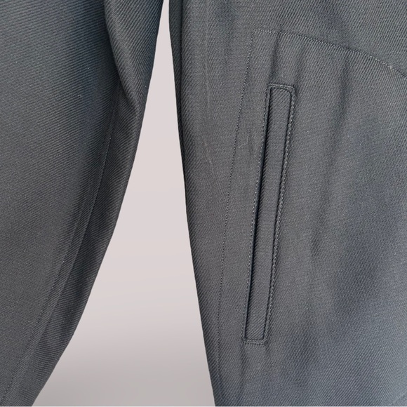 NEW Banana Republic Flannel Bomber Jacket with Coolmax Technology - Men’s Medium - Picture 4 of 8